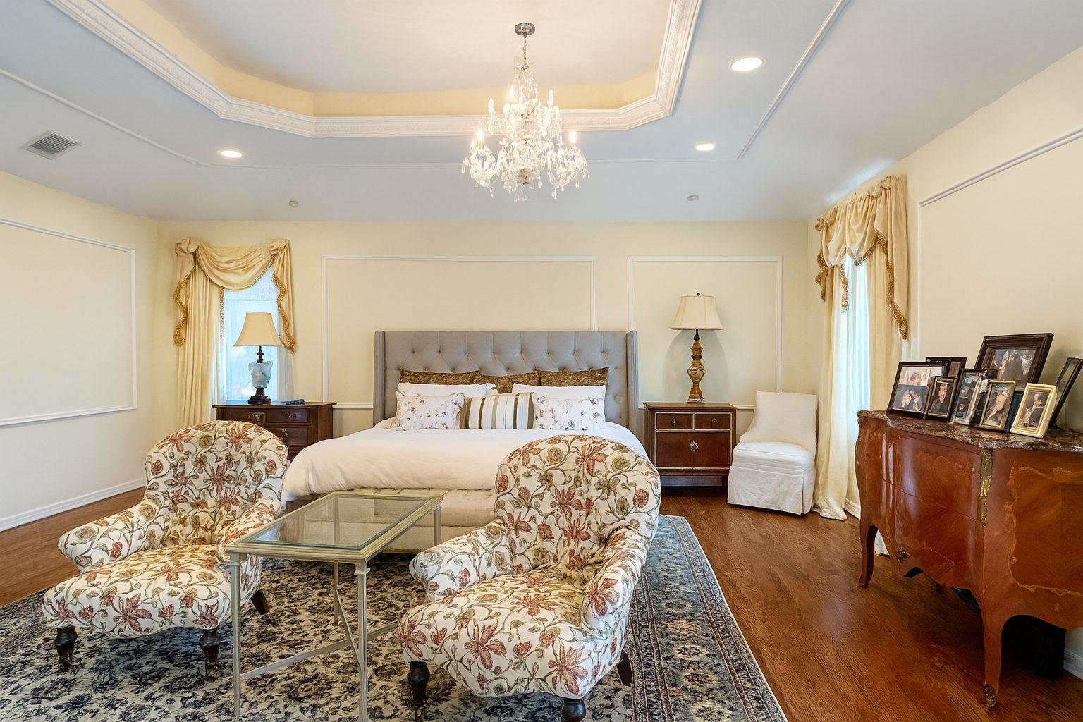 Primary suite
