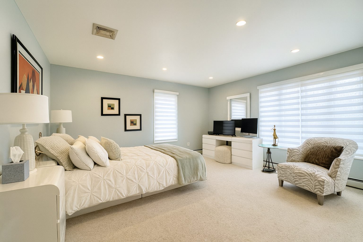 Bedroom suite